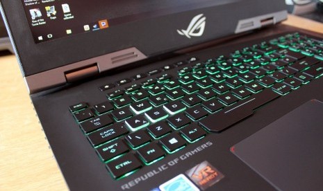 ASUS ROG G703. Ilustrasi