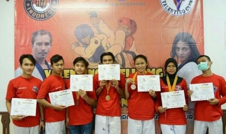 Atlet Taekwondo BSI peraih medali di Kejuaraan Taekwondo Se-DKI Jakarta.