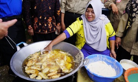 Menag Tegaskan Pedagang Pisang Goreng Boleh Deklarasi Halal (ilustrasi).