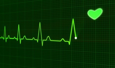 Atrial Fibrillation ditandai dengan detak jantung yang tidak teratur.