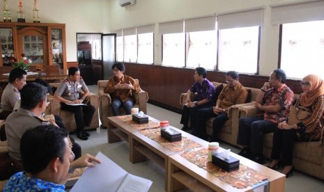 Audiensi rektor UMY dan panitia KRI dengan Kapolda DIY.