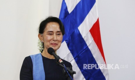 Aung San Suu Kyi 