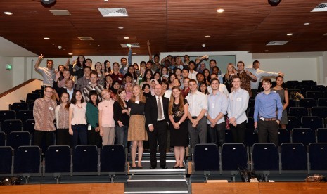 Australian ambassador to Indonesia, Greg Moriarty (center, front row) poses with participants of Australia Indonesia Youth Dialogue in Jakarta on Monday.