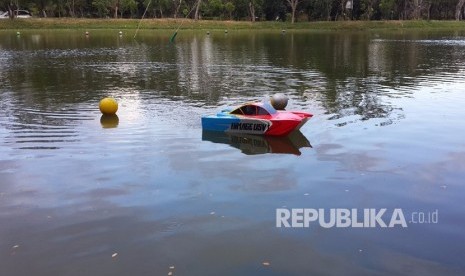 Autonomous Unmanned Surface Vehicle (A-USV), atau kapal tanpa awak pertama di Indonesia karya Tim Institut Teknologi Sepuluh Nopember (ITS) Surabaya