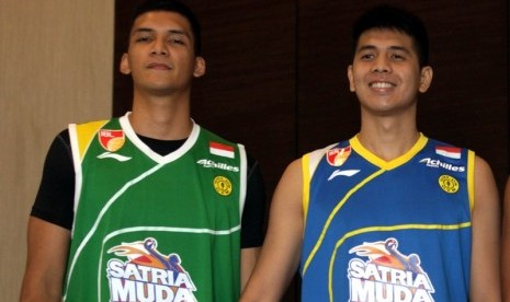 Avan Seputra (kanan) dan Kevin Yonas Sitorus