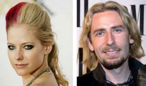 Avril Lavigne (kiri) dan Chad Kroeger