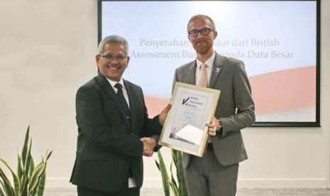 Layanan Konselor berbasis Daring Kedutaan Besar Republik Indonesia (KBRI) London mendapatkan Sertfikat ISO 9001:2015 dari British Assessment Bureau UK pada Jumat, (3/7). 