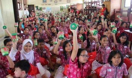 Ayo Menabung dan Berbagi CIMB Niaga hadir di kota Palangkaraya untuk berbagi ilmu literasi keuangan.