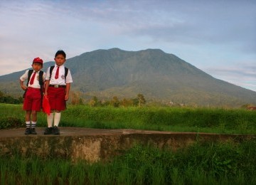 Ayo sekolah (ilustrasi).