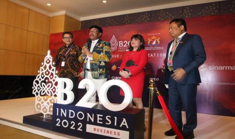 Salah satu forum dari penyelenggaraan G20, yakni forum B20 terus berupaya untuk bisa mewadahi dan mendorong agar Usaha Mikro Kecil dan Menengah (UMKM) mampu berperan sebagai penggerak perekonomian. Setidaknya dalam penyelenggaraan B20 tersebut ada beberapa rekomendasi kebijakan yang kemudian nantinya akan dilanjutkan dan diangkat kembali dalam KTT G20.