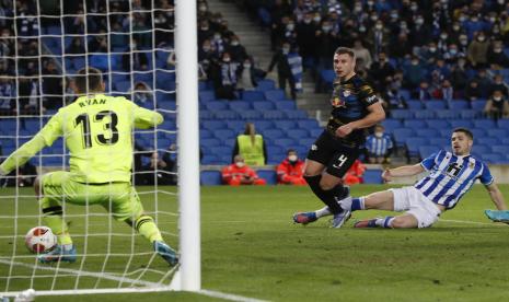 Babak Pertama, Real Sociedad Vs RB Leipzig 0-1.