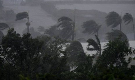 Siklon tropis, ilustrasi. Badan Meteorologi, Klimatologi dan Geofisika (BMKG) melaporkan Siklon Tropis Charlotte menjauhi wilayah Indonesia