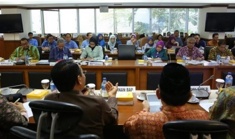 Badan Akuntabilitas Publik (BAP) menggelar rapat terkait Jaminan Kesehatan Nasional (JKN).