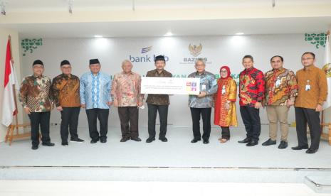 Badan Amil Zakat Nasional (Baznas) bersama Bank BJB bekerja sama memperkuat pengelolaan zakat, infak, sedekah (ZIS), dan dana sosial keagamaan lainnya(DSKL). 