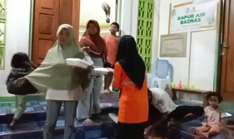  Badan Amil Zakat Nasional (Baznas) melalui Baznas Tanggap Bencana (BTB) Provinsi Papua menyalurkan bantuan berupa 400 makanan siap saji kepada korban gempa Jayapura Papua. Bantuan didistribusikan kepada para korban pada tanggal 14 sampai 15 Februari 2023 ke sejumlah titik pengungsian di Pos Pengungsian Dok 9, Jayapura Papua.