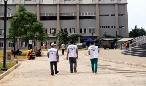 Badan Amil Zakat Nasional (BAZNAS) melalui Rumah Sehat BAZNAS (RSB) melakukan langkah koordinasi mengenai RS Darurat Wisma Atlet untuk penanganan pasien RS Corona dengan mendatangi Wisma Atlet di Kawasan Sunter, Jakarta Utara, Senin (23/3).