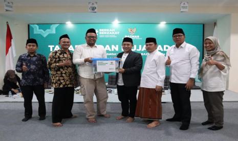 Badan Amil Zakat Nasional (BAZNAS) menggelar Khataman Alquran bersama puluhan wartawan dalam rangka memperingati Nuzulul Quran Ramadhan 1444 H.