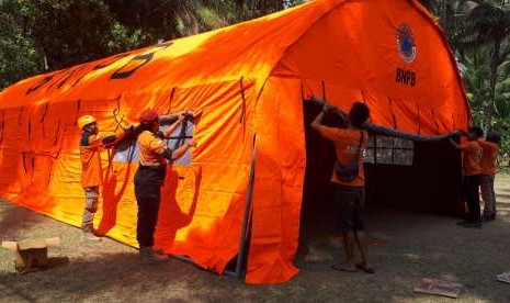 Badan Amil Zakat Nasional (Baznas) menyiapkan Rumah Sakit Lapangan guna membantu para Korban gempa 7 SR yang mengguncang Nusa Tenggara Barat (NTB) pada Ahad (5/8). 