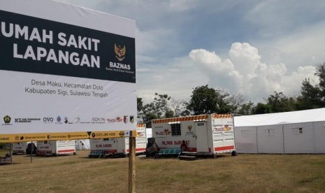 Badan Amil Zakat Nasional (Baznas) meresmikan Rumah Sakit Lapangan di Desa Maku, Kecamatan Dolo, Kabupaten Sigi, Sulawesi Tengah pada Kamis (8/11). 