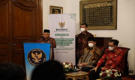 Badan Amil Zakat Nasional (Baznas) RI bersama Wakil Presiden RI, Prof. Dr. KH. Ma