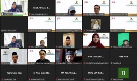  Badan Amil Zakat Nasional (BAZNAS) RI memberikan pembinaan kepada para peserta program Beasiswa Riset dan Cendekia BAZNAS Dalam Negeri Tahun 2023 untuk mempersiapkan diri menghadapi dunia kerja.