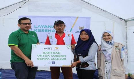 Badan Amil Zakat Nasional (Baznas) RI menerima penyaluran infak perusahaan dari Unit Usaha Syariah PT Adira Dinamika Multi Finance, Tbk (Adira Finance Syariah) sebesar Rp 120 juta pada Jumat (16/12/2022).