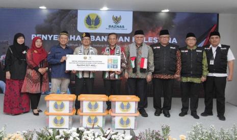 Badan Amil Zakat Nasional (Baznas) RI menerima penyaluran infak kemanusiaan Palestina dari Ikatan Keluarga Alumni STAN (IKANAS STAN) sebesar Rp 254.527.482. Penyerahan infak tersebut diselenggarakan di Gedung Baznas RI, Jakarta, Selasa (14/11/2023). Acara tersebut dihadiri oleh Wakil Ketua Baznas RI Mo Mahdum, Pimpinan Baznas RI Bidang  Bidang Perencanaan, Kajian & Pengembangan, Zainulbahar Noor, serta Wakil Ketua IKANAS STAN Taufiq Supriyadi.