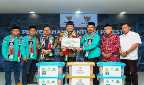 Badan Amil Zakat Nasional (BAZNAS) se-Jawa Barat menyalurkan infak kemanusiaan untuk Palestina Rp 6.862.009.893 melalui Baznas RI sebagai wujud kepedulian terhadap masyarakat di negeri itu