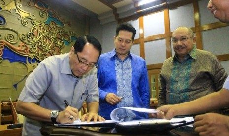  Badan Legislasi (Baleg)  DPR RI menyetujui revisi terhadap Rancangan Undang-Undang tentang Larangan Praktik Monopoli dan Persaingan Usaha Tidak Sehat.