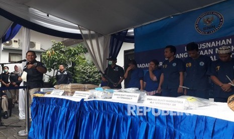 Badan Narkotika Nasional Provinsi (BNNP) Jawa Timur memusnahkan barang bukti narkoba / Ilustrasi 