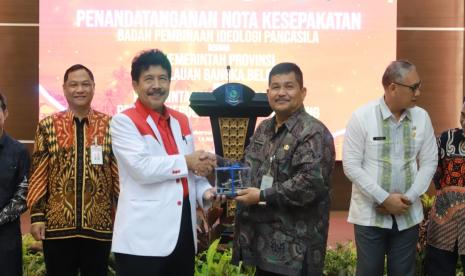 Badan Pembinaan Ideologi Pancasila (BPIP) dan Pemerintah Provinsi Kepulauan Bangka Belitung mendeklarasikan Jejaring Panca Mandala (JPM) dan penandatanganan Memorandum of Understanding (MoU) bersama Pemerintah Kabupaten Kota se-Provinsi Kepulauan Bangka Belitung, Kamis, (16/3/2023). 