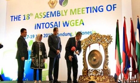 Badan Pemeriksa Keuangan Republik Indonesia (BPK RI) mengadakan pertemuan dengan anggota Asosiasi Badan Pemeriksa Keuangan Sedunia (Intosai) Working Group on Environmental Auditing (WGEA) yang beranggotakan 41 negara untuk membahas isu lingkungan terkini di Kota Bandung pada 17 Juli hingga 19 Juli.