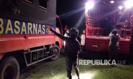 Badan Pencarian Dan Pertolongan Nasional (Basarnas) menambah kekuatan personel dan alat menghadapi erupsi beruntun Gunung Agung di Kabupaten Karangasem, Bali.