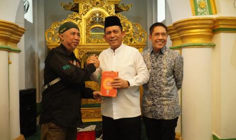 Badan Wakaf Al-Quran (BWA) menyalurkan 20.000 Al-Quran wakaf ke Kepulauan Meranti dan Provinsi Kepulauan Riau