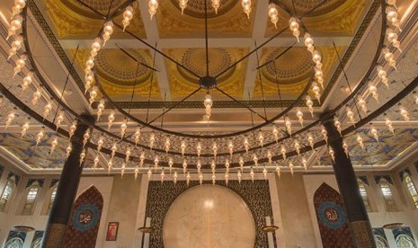 Bagian dalam Masjid Katara