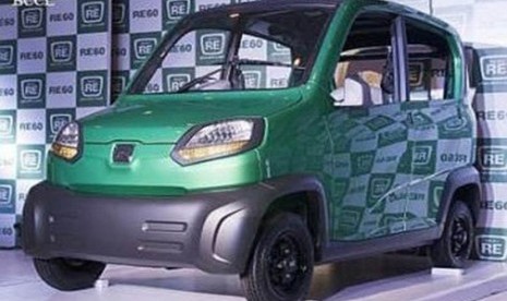 Mobil produksi Bajaj Auto India. ilustrasi. Serikat pekerja Bajaj Auto menutut penutupan pabrik menyusul 250 karyawan positif Covid-19. 