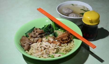 Bakmi ayam.