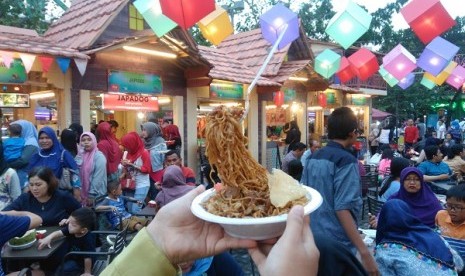 Bakmi Jawa yang telah dimodifikasi menjadi Mi Terbang.