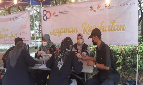 Bakrie Amanah kembali menggelar event Pojok Ramadan di Amphiteather Kawasan Rasuna Epicentrum, Kamis (14/4/2022).