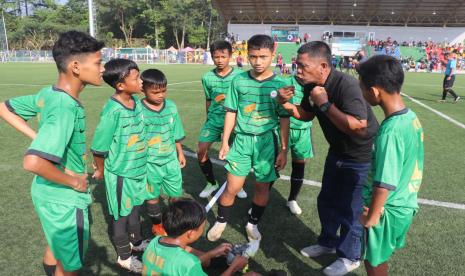 Bakrie Amanah mendukung tim SSB Bakrie Asahan di turnamen seri nasional Badan Liga Sepakbola Pelajar Indonesia (BLiSPI) Super League Indonesia kategori di bawah usia 12 tahun (U-12). 