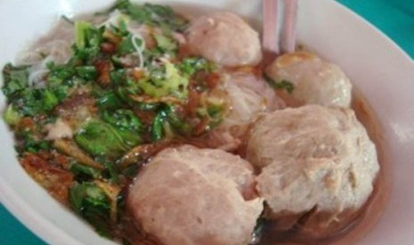 Nikmati Gurihnya Bakso Dalam Batok Kelapa Di Sukabumi Republika Online