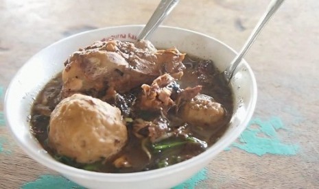 Bakso hitam atau Bakso Ireng