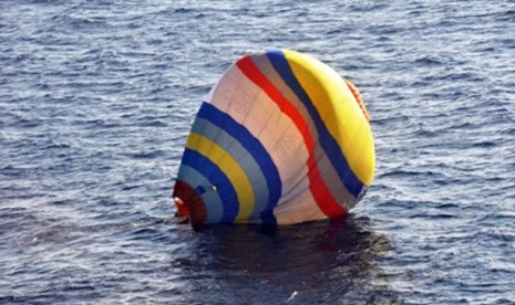 Balon yang ditumpangi Xu jatuh di laut