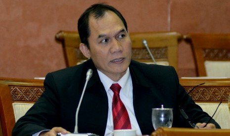 Bambang Haryo Soekartono