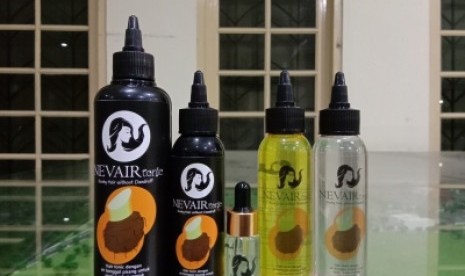 Banana Weevil Hair Tonic (Nevair Tonic) yang merupakan tonik rambut alami berbahan dasar bonggol pisang. Nevair Tonic dibuat sejumlah mahasiswa Universitas Negeri Yogyakarta (UNY).