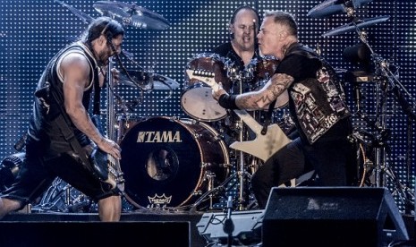 Band heavy metal Metallica tampil Roskilde Festival di Roskilde, Denmark, 6 Juli 2013. 