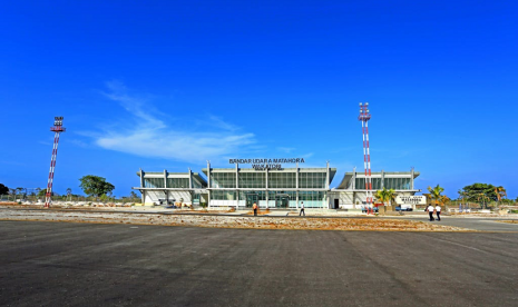 Bandar Udara Matahora Wakatobi.