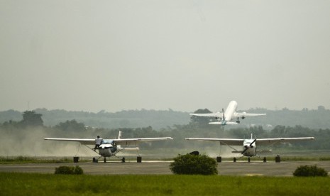 Bandara Adi Soemarmo.