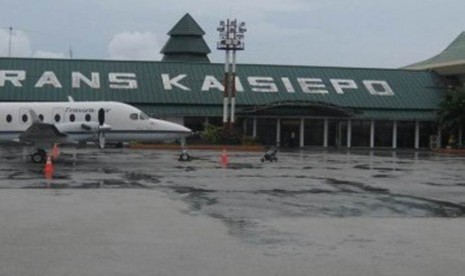 Bandara Frans Kaisiepo 