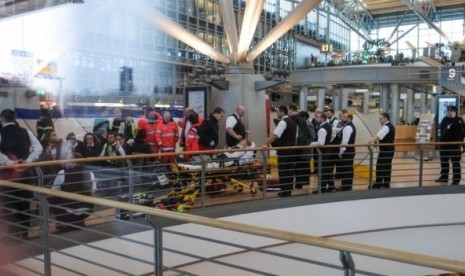 Bandara Hamburg, Jerman sempat ditutup karena tahanan menerobos landasan.